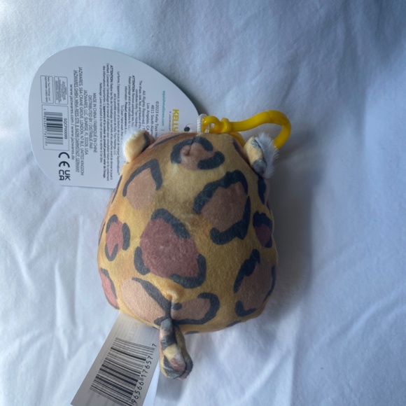 Squishmallow Cherie clip - Picture 2 of 2